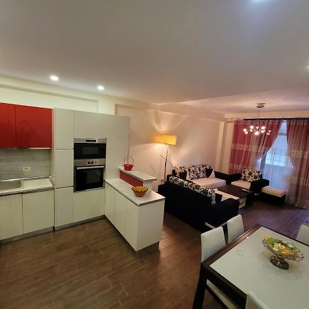 Spacious And Cozy Apartment Tirana Eksteriør billede