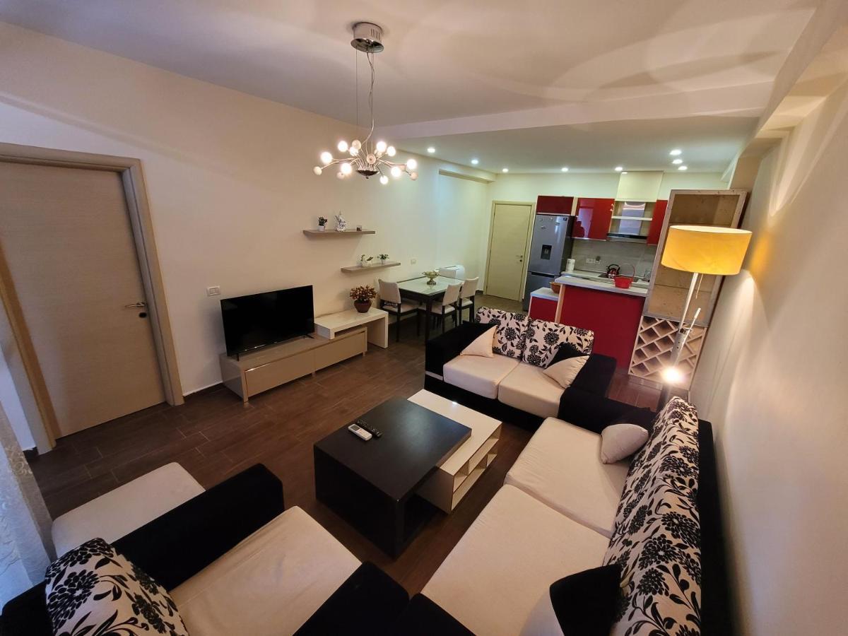 Spacious And Cozy Apartment Tirana Eksteriør billede